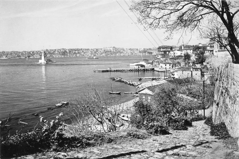 RUMELİ DİLBERİ EMİNE İKBAL HANIM'IN KIZI